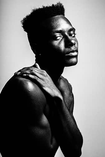 https://c0.anyrgb.com/images/329/435/black-and-white-men-people-muscular-build-one-person-males-adult-portrait-african-descent-young-adult-thumbnail.jpg